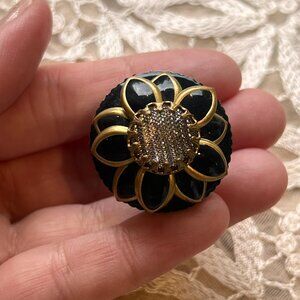 OLLIPOP Vtg Carved Black Onyx Ring Brass Floral Rhinestone Victorian Goth Dark